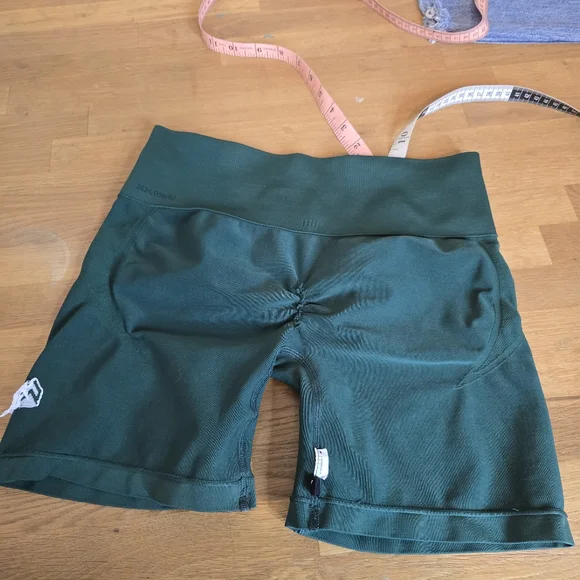 Oner Active Effortless Seamless Shorts In Racing Green M - Picture 7 of 15